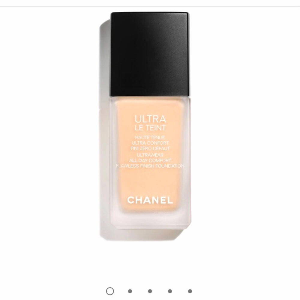 Chanel Ultra Le Teint flawless foundation ref 146379 BD11